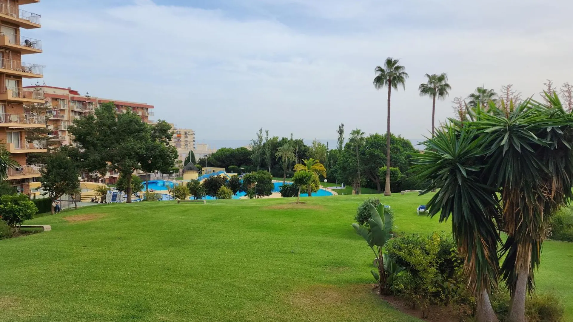 Apartamento Benalmadena estudio con Parque Acuatico- Wifi Fibra 500MB - Minerva 401